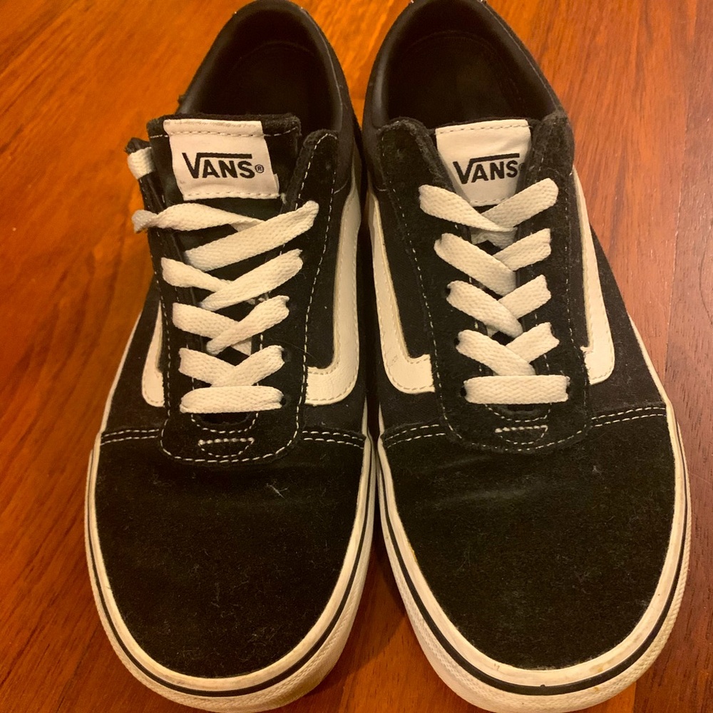 WOMENS VANS SHOES